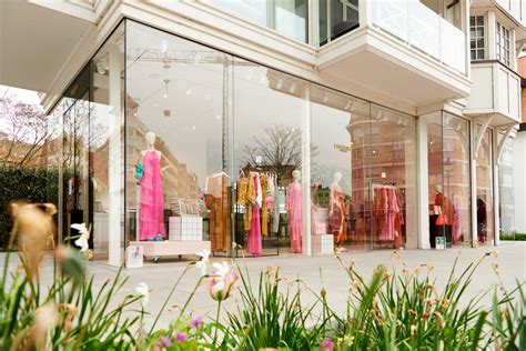 Shoppen in Knokke: bij deze stijlvolle winkels aan zee .